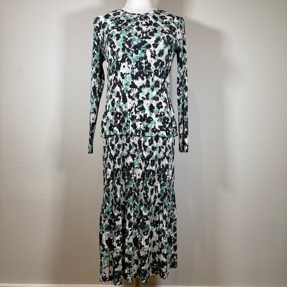 Hugo Boss Dresses & Skirts - Hugo Boss Green and Black Abstract Long Sleeve Dress Size Medium